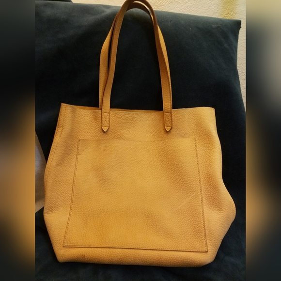Madewell Handbags - Madewell leather bag
